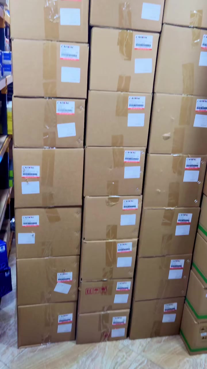 مرحبا بكم في محلنا لبيع قطع غيار السيارات الكورية الأصلية kia /Hyundai 
االصومام باب الزوار
والتوصيل متوفر لكل ولايات الوطن #قطع_غيار_السيارات #KiaSportage #hyundai


**إذا كنت صاحب هذا الإعلان وتريد حذفه لأي سبب، رجاءا أرسل رسالة إلى الدعم الفني**