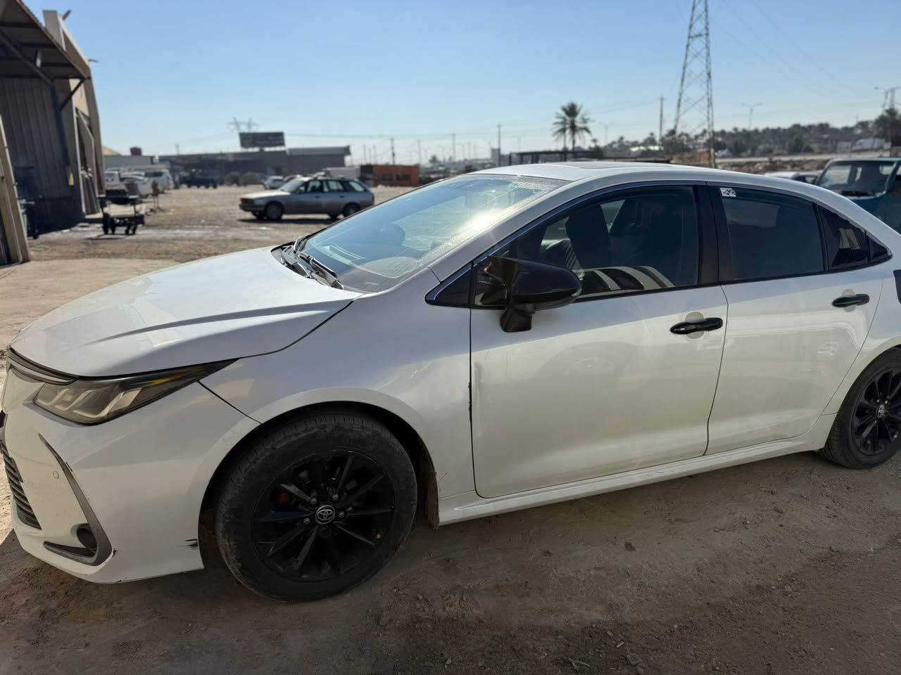 السلام عليكم 
كورلا 2022 خليجيه 
تبديل جاملغ  وبنيد 
السياره مابيه نقص 
ماشيه 125
بيع مستعجل 153$
***********
