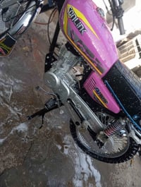 دراجة زيرو • اوراق سكنره • 2025/12