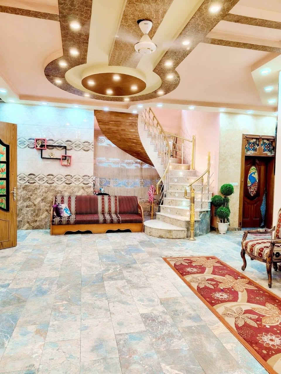 السلام عليكم

دار للبيع طابو صرف

حلة نادر الأولى فرع الكشك
مساحة ٣١٢م
بناء حديث طابقين ٥نوم

طابق ارضي ١غرفة نوم وصاله ومطبخ وكيلدور وكراج سيارة وحديقة ومناور مجمعين صحيات
طابق ثاني ٤غرف نوم  ومجمع صحيات
أرضية مرمر
شارع ١٢م
باسم شخص واحد
للاستفسار*********** ابو وسيم
مكتب البيت الامين حلة نادر الأولى قرب آسواق الجمل ملاحظة نستقبل جميع عروض البيع والشراء والايجار الرهن 
طابق ثاني
