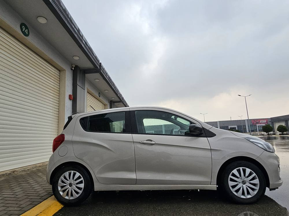 شۆفرلێت سپارك ٢٠٢١

مواسەفات ئەمریکی ls

گێڕ ئۆتۆماتیك

شاشە کامێرا

مەکینە  چوار بستۆن  1.4

٤١ هەزار میل ڕۆشتووە 

سەنەوی و رەقەم  تازە

گێڕ ومەکینەو تەبرید بەشەرت 

سێ پارچەی بۆیاخە بێ ناوگرتن 

رەقەم شاسیم  داناوە 

سعری  ٩٢  گەڵاو معامەلەیەکی کەم
*********** السليمانية, العراق
