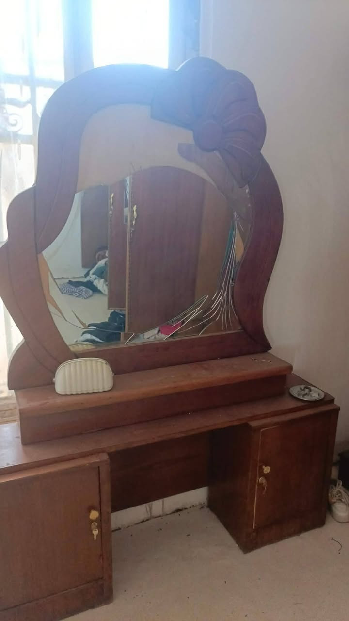 سلام عليكم غرفه اخشاب ستعمال قليل السعر خاص @الجميع


**إذا كنت صاحب هذا الإعلان وتريد حذفه لأي سبب، رجاءا أرسل رسالة إلى الدعم الفني**