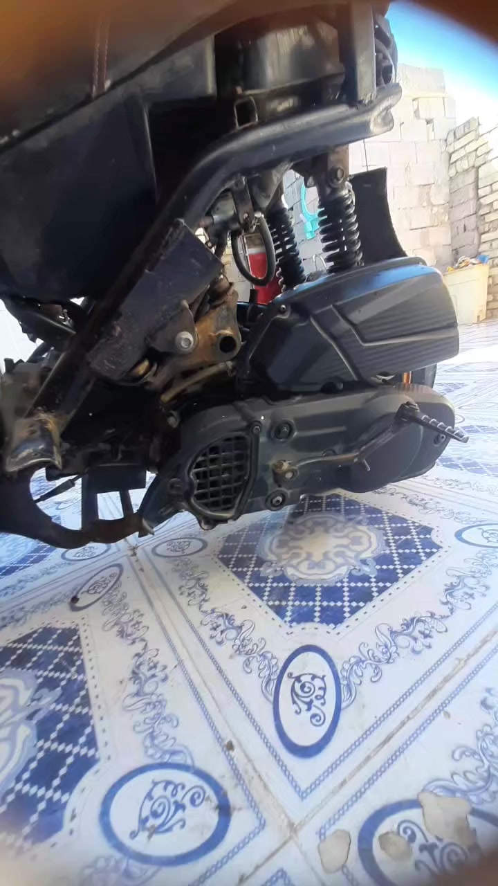 البيع محرك ما مفتوح ابد درجه شغال كلشي بيه سلف بس باتري ما بيه كفراته موجوده كلهن بس مكسرات


**إذا كنت صاحب هذا الإعلان وتريد حذفه لأي سبب، رجاءا أرسل رسالة إلى الدعم الفني**