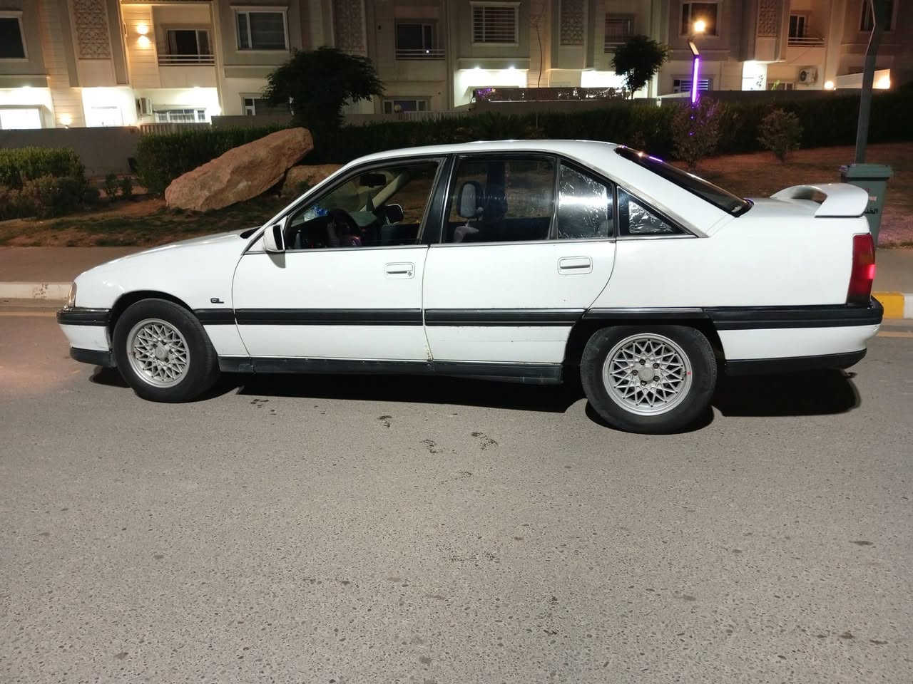 السلام وعليكم
اوبل اوميكا توماتيك تدفئة تبريد رقم نينوى الماني سنوية 2029 شرط الوكالة والتحويل بدون صبغ ولا ضرر
طخم تاير جديد باتري جديد كير محرك شرط
السعر 39 
التواصل على الرقم ***********
