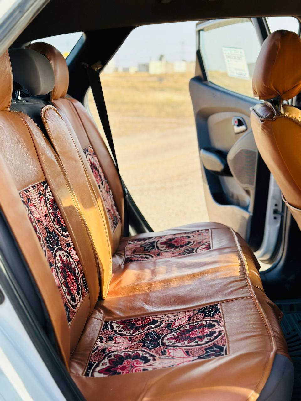 #للبيع_توسان (تكسون)   
موديل 2012  رقم اربيل بسمي شرط تحويل سنوية لي 2029 هزه نتهت بشهر واحد 2025 الهزة السابقة 100%
محرك ما مفتوح لا تبخير ولا تنقيص شاشه ايباد كامره خلفيه ويل كب تحكم استيرن اشاره بل مرايه ماشيه 177 وقابل لزيادة
#ضرر بارد خط فقط صور بالمنشور #السعر ( 152$)

لاستفسار:  ***********
