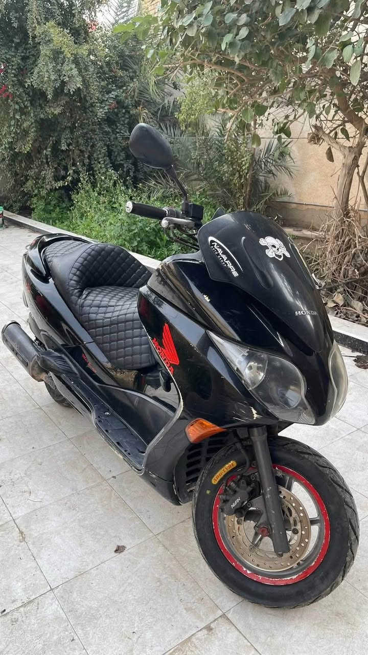 السلام عليكم 
فورزا 010 للبيع 
محرك نضيف وناعم 
يرادلها كلج خلفي ودبلاتها فاكسه
قايش وصفاك وخرز جدد
فيتبم ونوزل وبلك جدد
كهربائيات كلها شغاله
تايرات نضيفه 
كفراتها مبينه بالصور 
بانزين كله محسن ودهن اصلي 
السعر 750 وبيها مجال بسيط
مكاني ناصرية مركز 
الجاملغ الكدام يرادله بس تصليح بسيط 
والتريشه الجوه هم موجوده يرادلها تصليح


**إذا كنت صاحب هذا الإعلان وتريد حذفه لأي سبب، رجاءا أرسل رسالة إلى الدعم الفني**