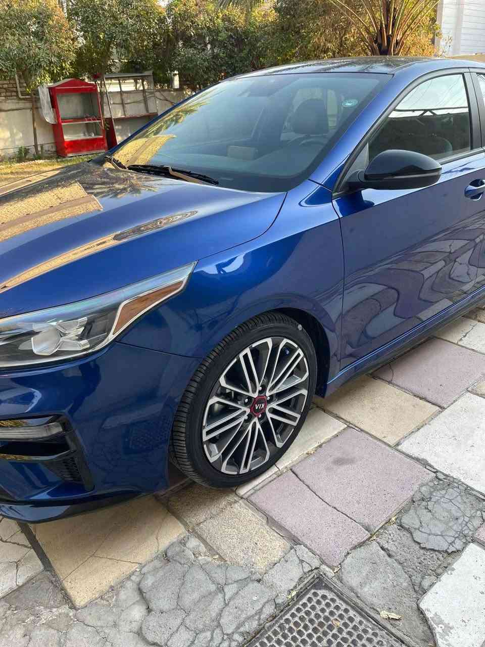 السلام عليكم فورتي ٢١ جيتي لاين فول لفول سياره كلين تايتل بدون حادث سبير منازل ماشيه ٥١ الف اربيل باسمي
سياره فقط مازكيت لباقي كفاله تفحص وين متريد وسعرها مناسب كلش مستعجل على بيعتها يشهد الله صور سونار وصور امريكا بلمنشور 
سياره مزوعه مواصفات للاخير ولجيتي لاين معروف ميحتاج اشرح مكاني بغداد البنوك *********** بغداد, العراق
