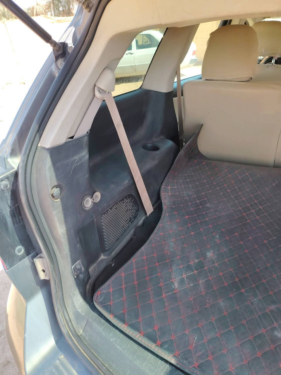 دوج جورني للبيع ٢٠١٣ ميسان رقم انكليزي ٧ راكب  سنوية ٢٠٣٠ 
شرط تحويل. السعر ١١٠ تبريد ٣ قطع للاستفسار
*********** واتساب
