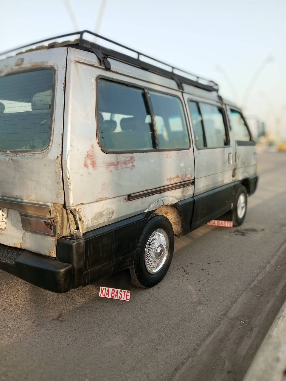 سلام عليكم للبيع كيا بستا موديل 1994 رقم ديالى الماني سنويه 2027 مشروع وطني تحويل او وكاله كشر بلادي شواصي شركه مكينه كير اكسن خير من الله تخم تاير صدر جديد سياره جاهزه سعر 30 مكان ديالى للستفسار اتصل ***********
