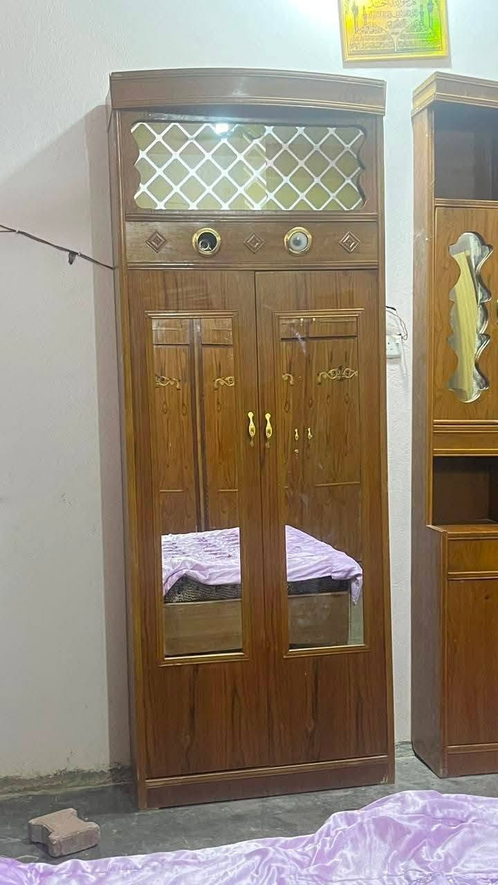 غرفه صاج عراقي نضافه فول السعر 900 العنوان الرمانه للاتصال *********** واتساب
