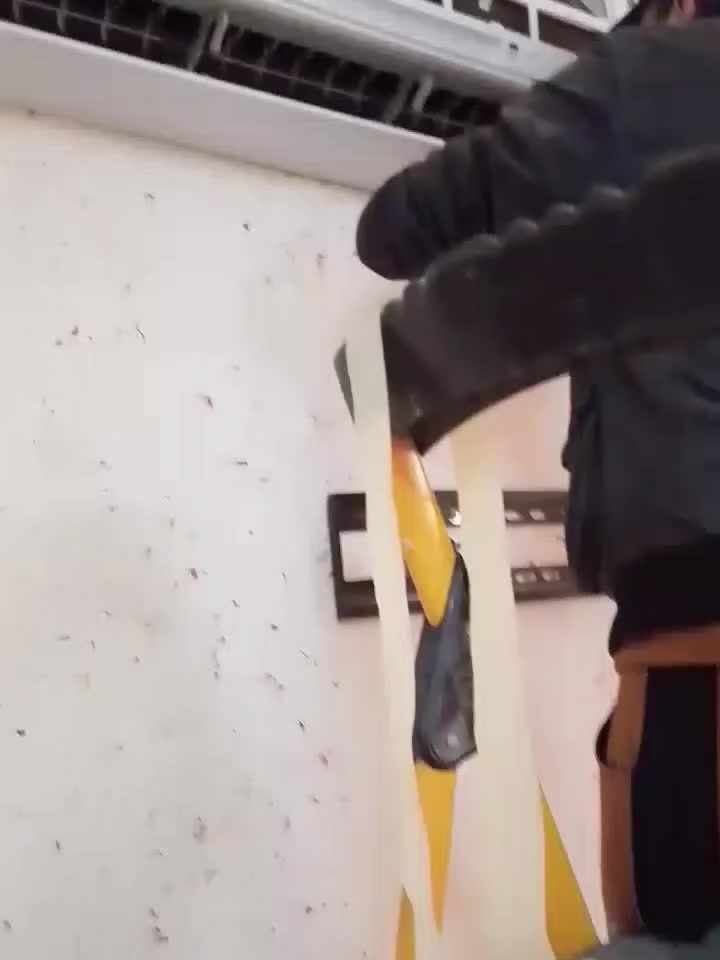 السلام عليكم اني فني تبريد السبالت فتح النصب وشد هذا رقمي يتصل ***********ابو عمار
