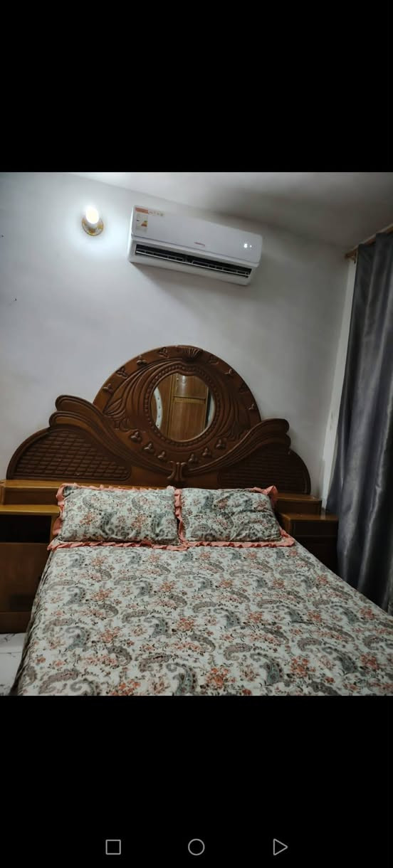 غرفه نوم مستعمله للبيع طابقين سعر ٧٥٠ وبيه مجال حك جيه بابل قضاء الهاشميه ***********
