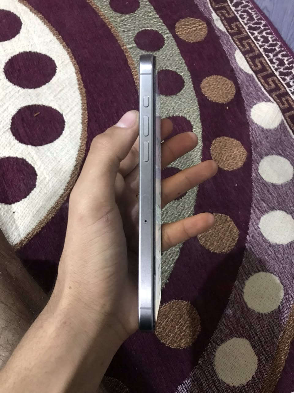 سلام عليكم ايفون للبيع ايفون 15برو ماكس الجهاز نضيف حيل مبدل شاشه اصليه وبطاريه ٨٠:والضهر مكسور بس ماعليه شي الحهاز كلش نضيف  ٢٥٦وبي هاي النطه السوده بل شاشه السعر ب ٧٠٠وبي مجال المكان الدولعي الرقم ***********متواجد واتساب
