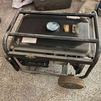 طقم ١٠ مقاعد • غرفة نوم كاملة • مكيف هايسنس ٢ طن