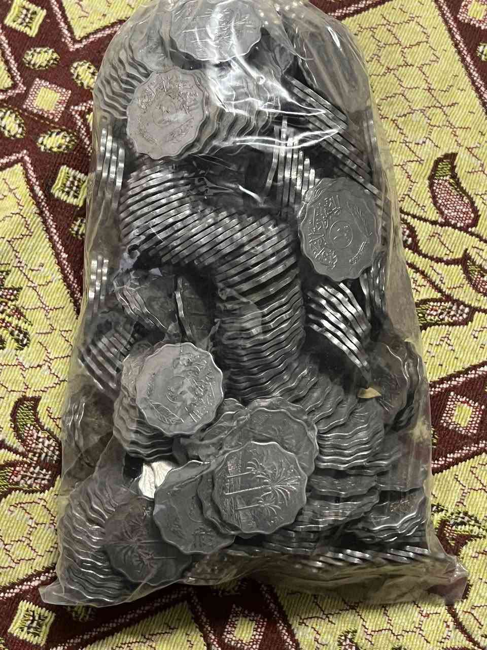 عملات عراقية وزن
٥ فلوس 
١٠ فلوس 
٥٠ فلس 
سعر الكيلو ٦٠٠٠
لايوجد توصيل مكاني الموصل


**إذا كنت صاحب هذا الإعلان وتريد حذفه لأي سبب، رجاءا أرسل رسالة إلى الدعم الفني**