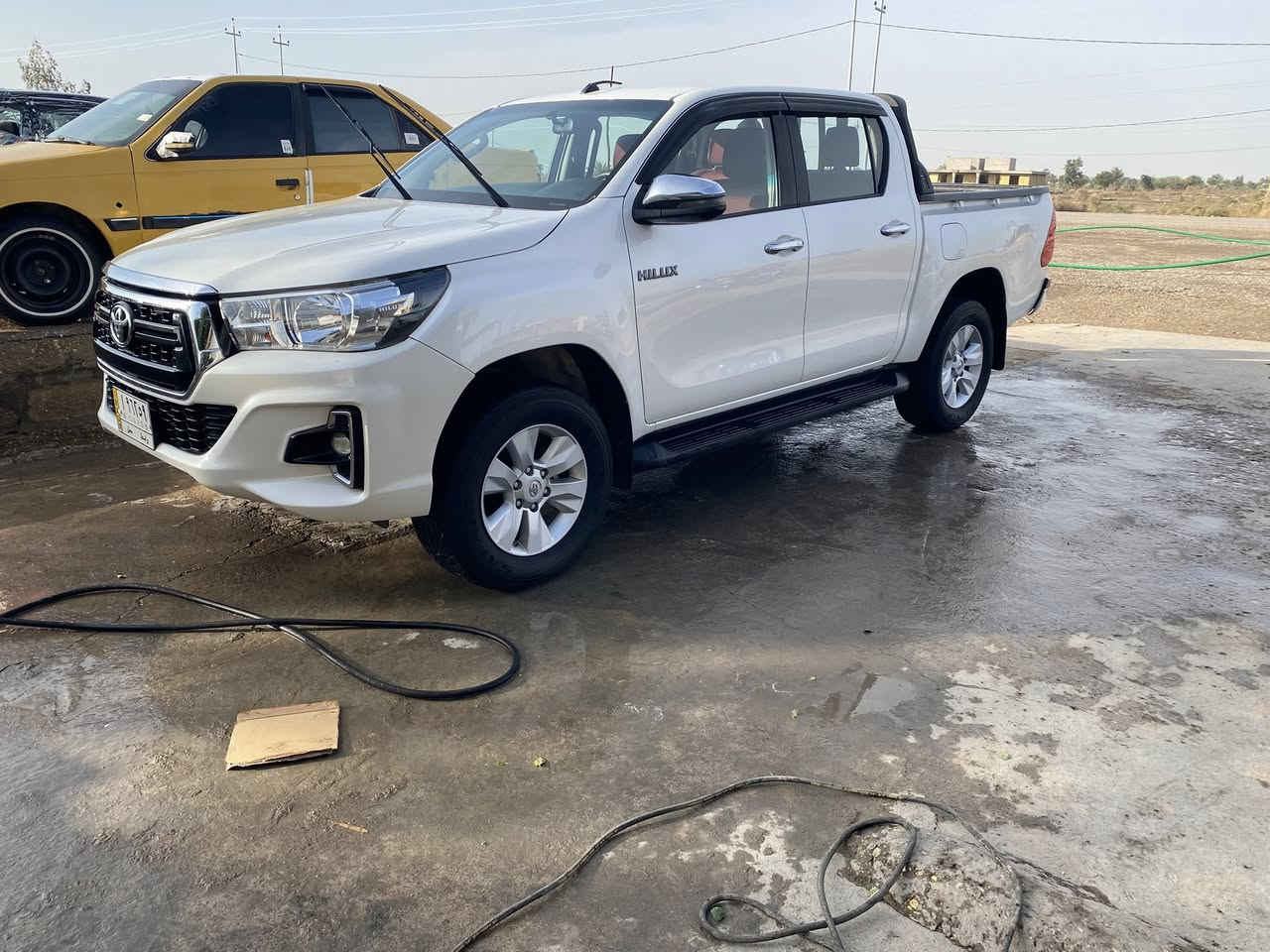 سلام عليكم هيلوكس بريمي بدون جهاز رقم واسط مكان واسط الون صدفيه كاز سعر 275 ***********
