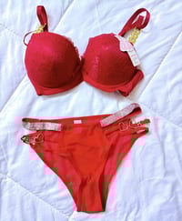 تخفيضات • ملابس