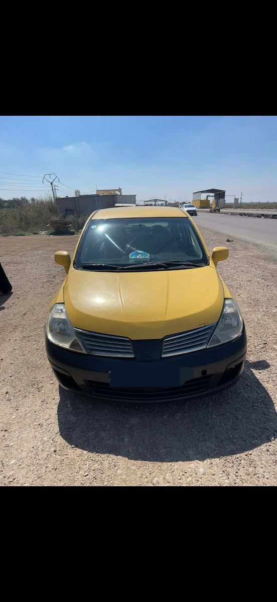 السلام عليكم نيسان فيرسا اللبيع موديلها 2008 وارد امريكي بدون حادث صدر امامي خلفي جديد مكينه وكير جدد تخم تاير جديد تبريد شغال  السعر 58 ورقه رقم انكليزي هيئا وغرمات مصفره الرقم *********** بغداد, العراق
