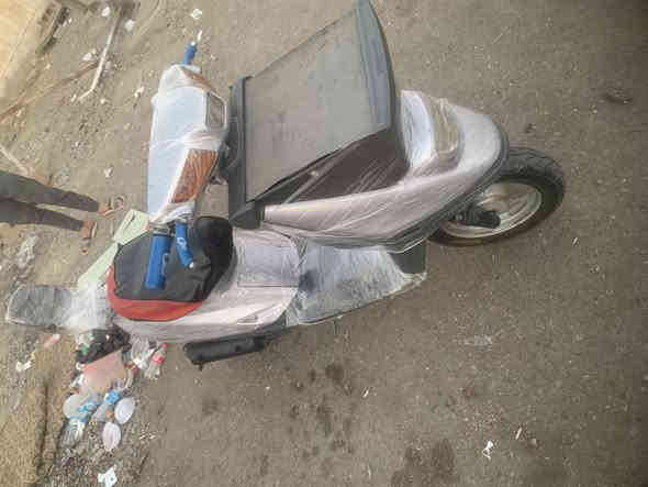 ‏دراجة للبيع نظيف 100% لا أكسنت لا الحين لا شاص نظافة فول بشرط السعر 275 وبي مجال ￼￼ ‪0775 442 3353‬
