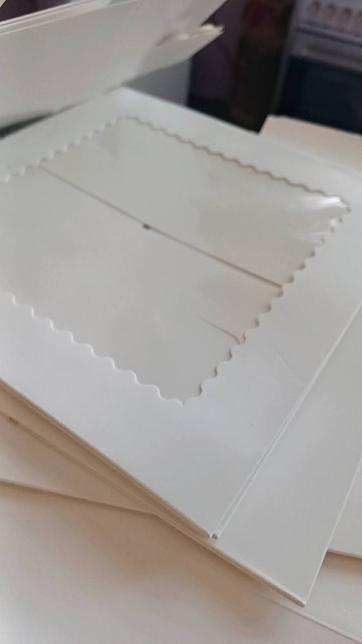 بوكسات توزيعات ماعرف عدد لن هوسه صغار وسط وكبار كلهن 5اول تم


**إذا كنت صاحب هذا الإعلان وتريد حذفه لأي سبب، رجاءا أرسل رسالة إلى الدعم الفني**