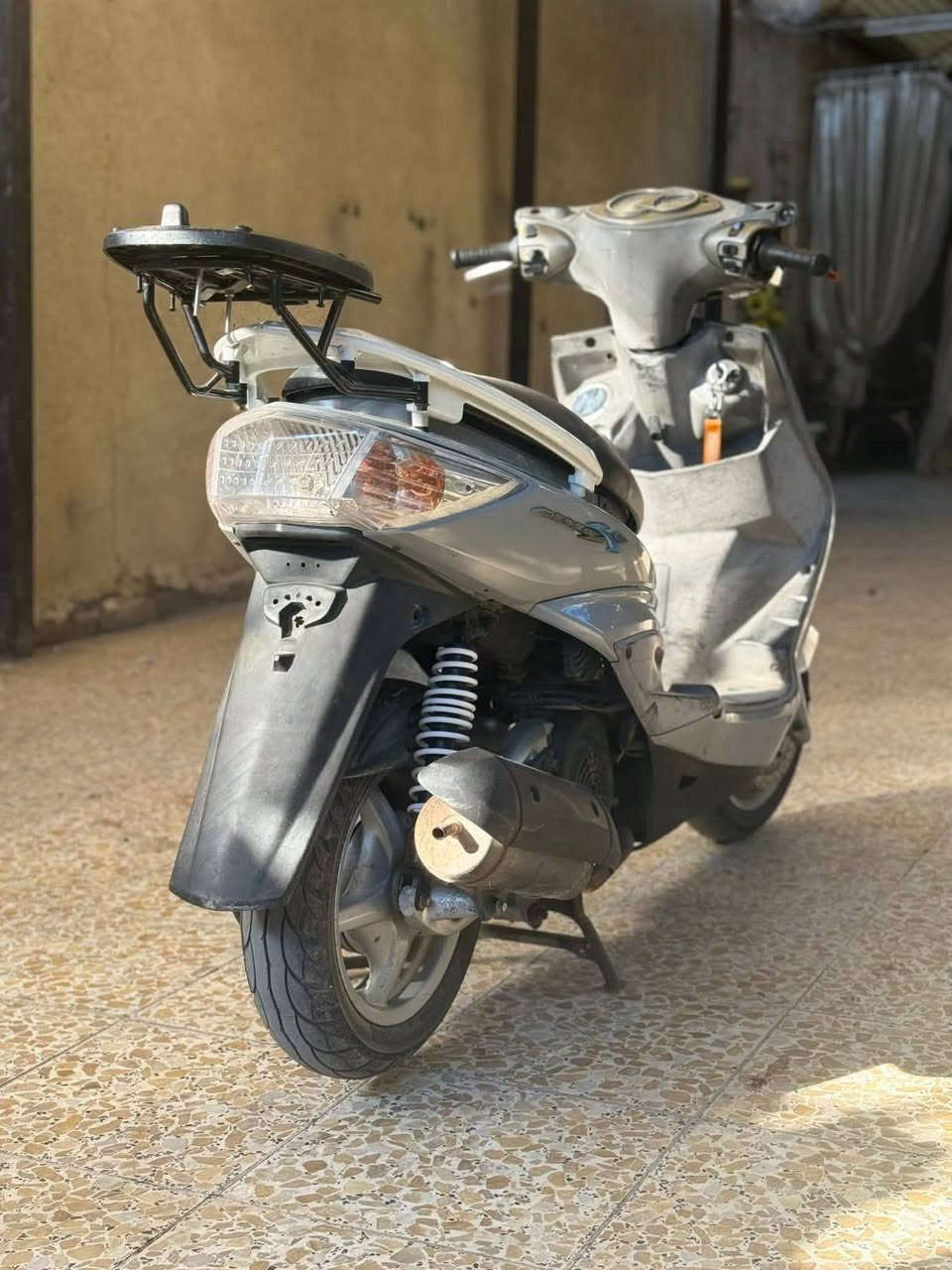 السلام عليكم
سكنس فحل نوزل( للبيع)
الدراجة بلادية ما مفتوح برغي بيها اكفلها كفالة عامة من مكينة للاستفسار ع الرقم 
***********
السعر٧٥٠
مكاني بسماية
