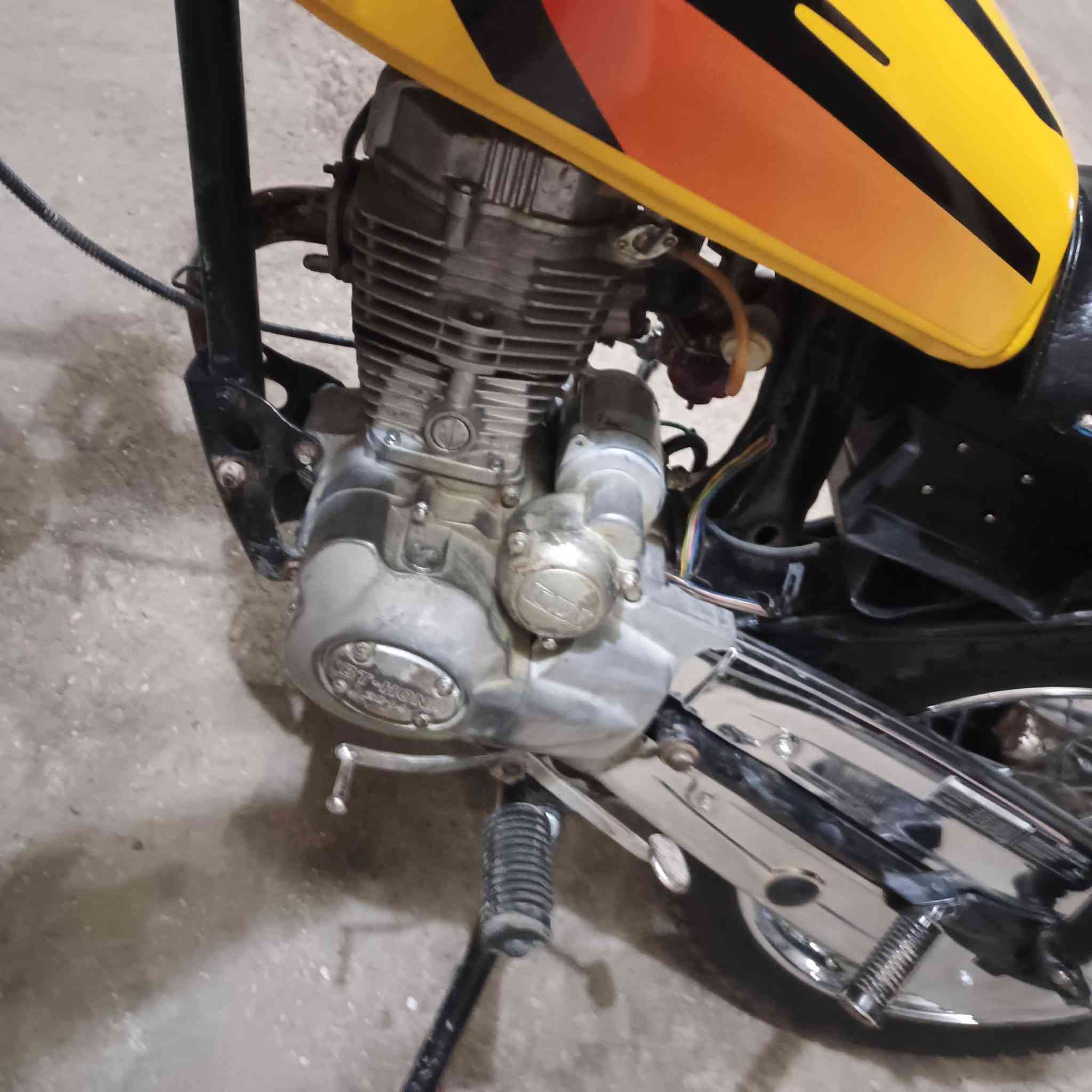 سلام عليكم محرك هونده14المحرك قوي ونضيف بي والفات 01 المحرك بطل وكل عطل مه بيه سعر 60وبيه مجال حك الجيه مكاني طوريج جناجه


**إذا كنت صاحب هذا الإعلان وتريد حذفه لأي سبب، رجاءا أرسل رسالة إلى الدعم الفني**