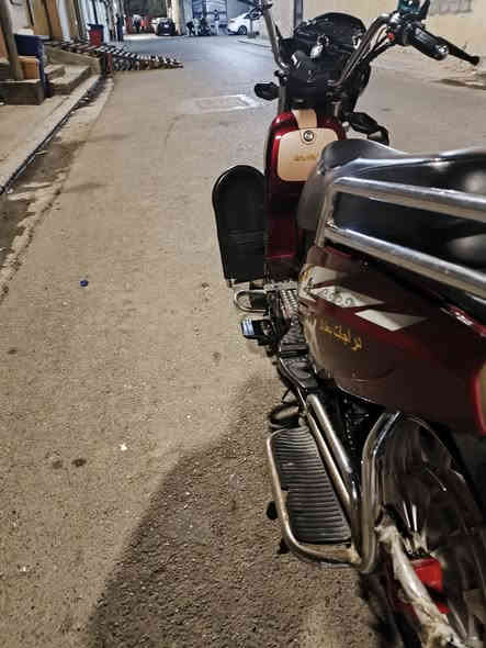 هارلي لبيع موديل 23 بطاريات جديد إنتاج 26 
صار شهرين من مشدودات   ع فحص عشره ونص يقرن كهربائيات كلها شغاله اي نقص مابيه جهاز مانع سرقه تحكم عن بعد بصمتين وسويجين سعر 475,بيه مجال لشراي 
***********
+9647827587898
