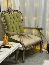 تخم ملكي • ١٠ مقاعد • بسمايه