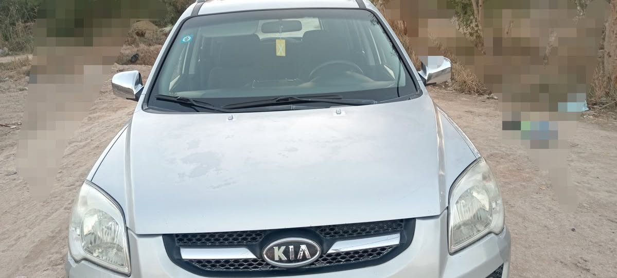 سبورتج ٩ بغداد دولي بسمي مواصفات فتحه حساس خلفي مكينه ٢٠٠٠ دوش دسك امامي خلفي نضام ABS تبريد شغال حداديه جيده ارضيه جلد  جراد بالبنيد قليل صبغ بالجاملغ الخلفي واضح بالصوره اني ما فاحصه تشوف بعينك وتفحص السعر ١١٢ مكان السياره كربلاء
*********** تبديل بلكات جدد وتنضيف النوزلات باتري جديد زوج تاير جديد داخل السياره اسود  كلش نضيف
