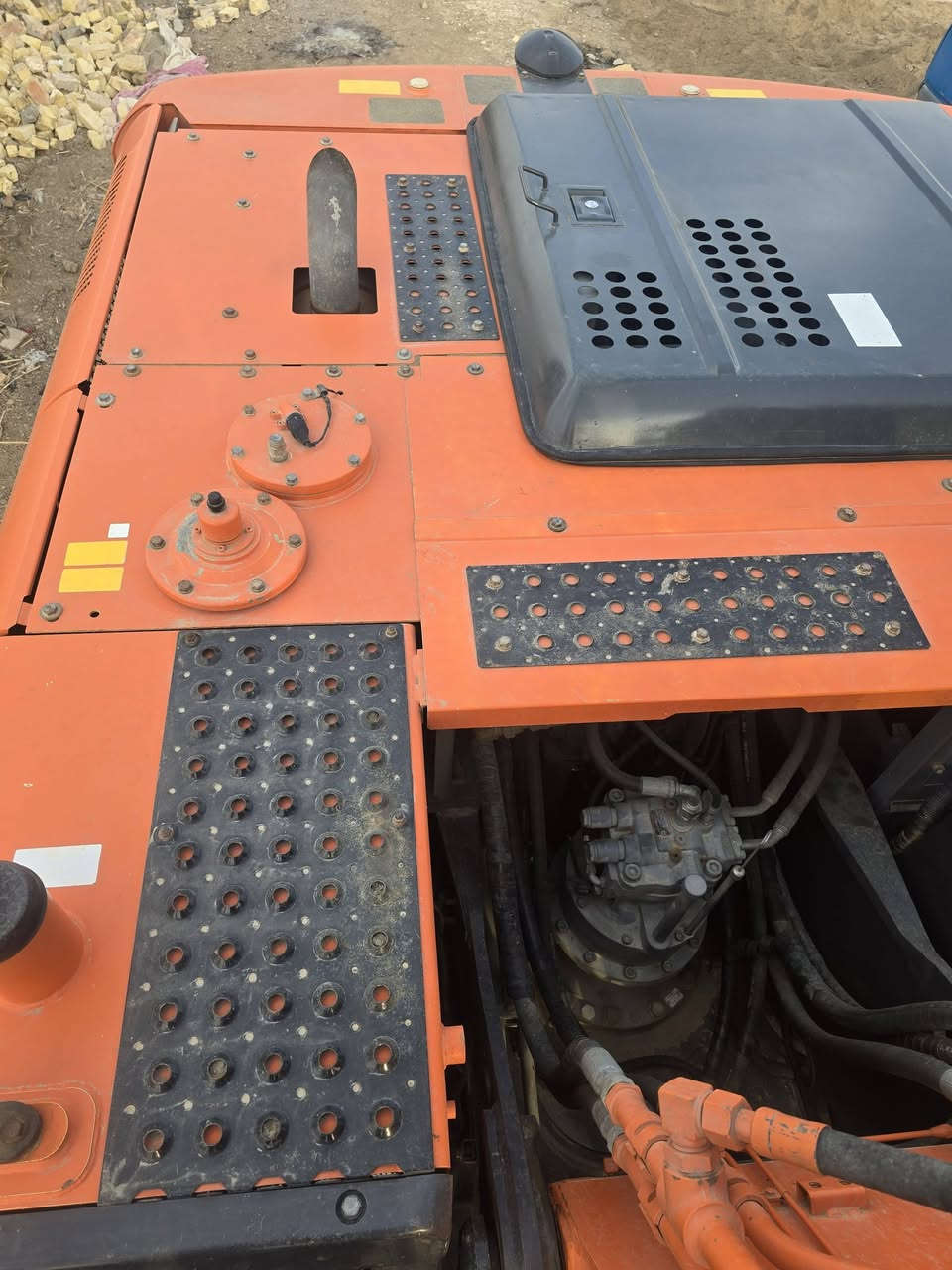 السلام عليكم
النوع: حفارة  Hitachi G5 ZX200 LC وارد قطر دخول جديد 
كفالة عامة من الصبغ او الفتح 
الموقع: الشوملي _الحي الصناعي_قرب معمل مياه أبان

للاستفسار أكثر والتواصل / سيد فاضل الحجاري ***********
***********
