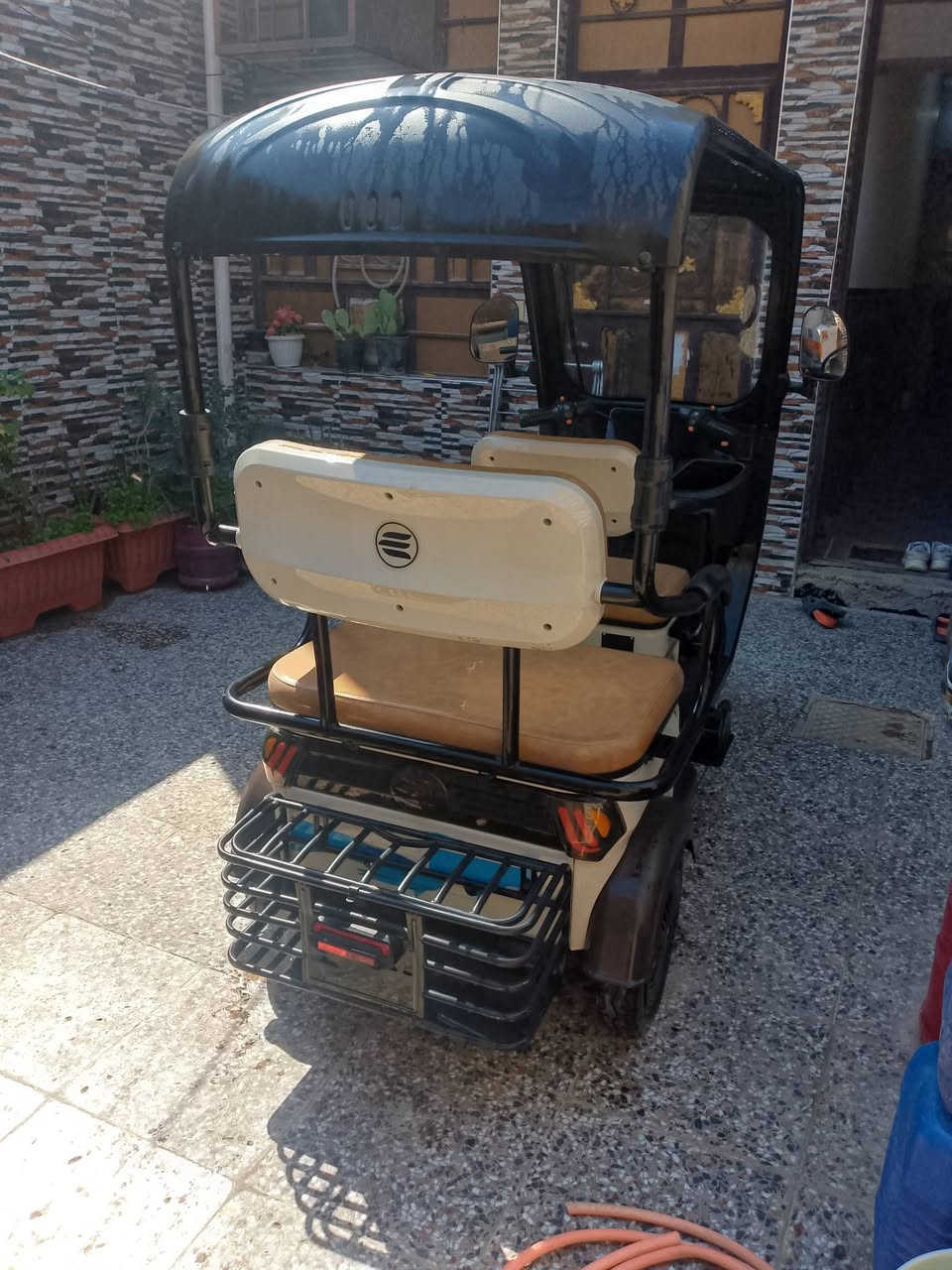 السلام عليكم ،،تكتك شحن،،
للبيع,ناقصهه،،باتريات،،جديده،،مكاني البلديات
ه‍،،***********
