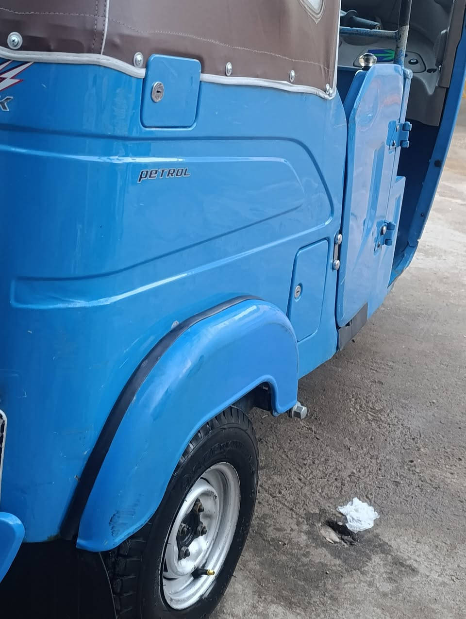 السلام عليكم تكتك للبيع 2022رقم انكليزي بابل المكان بابل القاسم ***********
