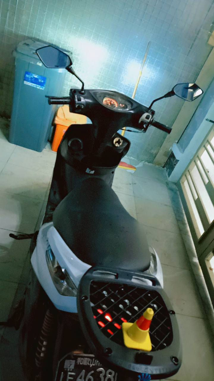 سلام عليكم دراجة ماكس ثعلب للبيع دراجه أصولية وبيهة اوراق كاملة +بيهة منفيس مكينة بلادي ما ملعوب بيهة دراجة قبل 3اشهر نازلة من الرمبة بيهة ملاحظات بصيطة بل كفارات جميع كهربائيات شغالة دراجة نكرة سلف مكاني بغداد جديدة للتواصل وبيهة مجال600 ‏ السعر ‪***********‬‏
