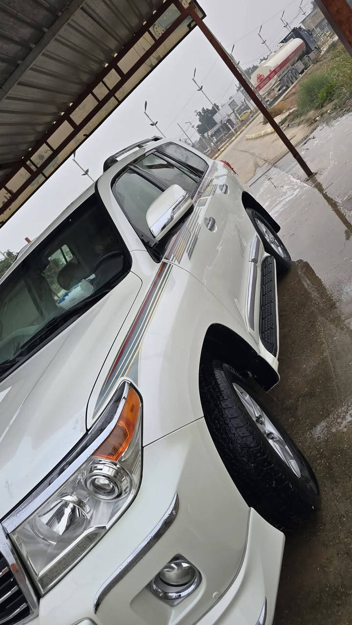 لاندكروز ١٤ مكفولة من الضربة والصبغ
بيها بارد بسيط بالباب الخلفي  جهة السايق 

فول مواصفات السيارة 

٦ سلندر ٤٠٠٠ سيسي 

رقم بغداد باسمي 

مكانها النجف 

السعر المقدس ٣٩٥ 
ترهم مراوس بسورنتو ٢٤ او ٢٥

***********
