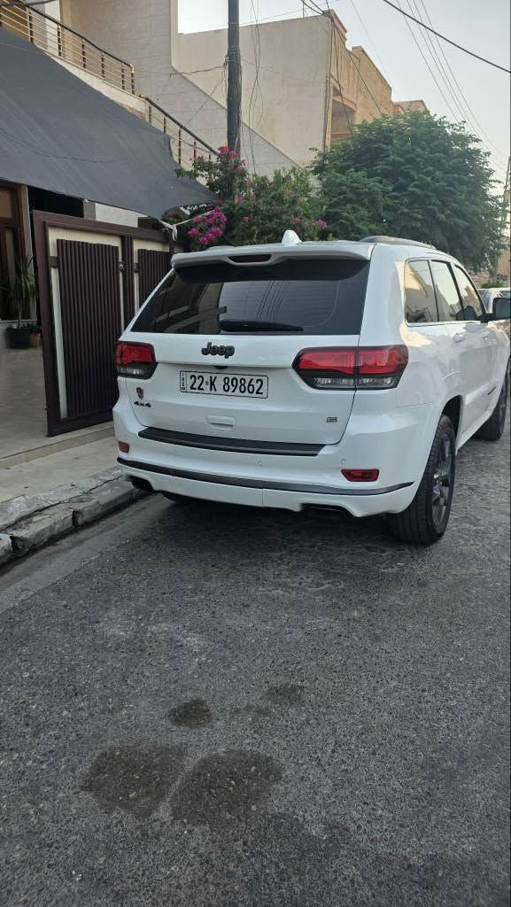 Jeep grand cherokee
S Xalije 
134هةزار كيلومةتر رويشتية
بێ بویاغ بي ليدران دوو شويني بجوك قةلةم كاري هةية 
سةنةوي رةقةم نوية بة ناوي خؤمانة 
٤ تاية نوي لةبنة دينارةك مةسروفي نية أربيل, العراق


**إذا كنت صاحب هذا الإعلان وتريد حذفه لأي سبب، رجاءا أرسل رسالة إلى الدعم الفني**