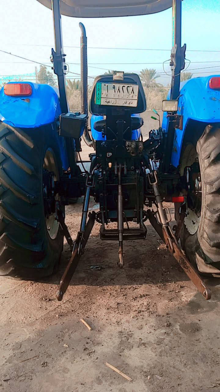 سلام عليكم مكينة نيهولند لبيع موديل 15 مكفولة لمحرك ل تقيص ول بخار لمكينة جديدة  لمكان ديوانية لمهناوية ول ستفسار عل لرقم  ***********.
