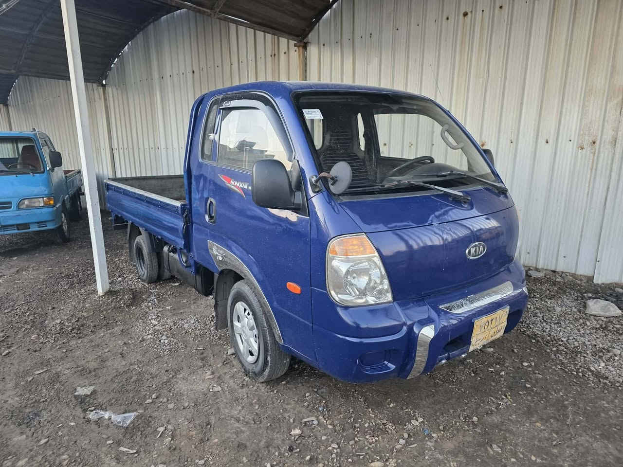 سلام عليكم كيا حمل للبيع موديل 2008 مكينه مسكر طرنبه رقم شمالي بس وكاله السعر 75 ورقه الاستفسار *********** ///***********
