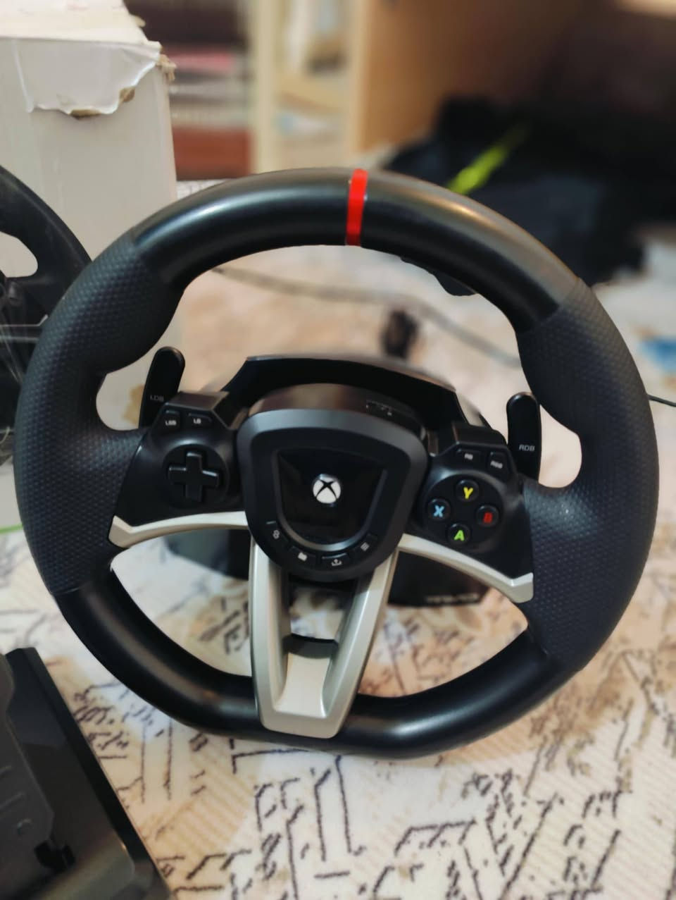 السلام عليكم 
دركسون اكس بوكس جديد نضيف نوعية ( هورا ) فرة كاملة اله شوي 
حديث يصير على جميع أجهزة الاكس بوكس من 360 لل سيريس إكس 

سعرة 75 الف وبي مجال للشراي 

للعلم مشتري اكثر من 150 الف وما مستعمل قليل كلش بسبب بعت الاكس بوكس اول ما جبته وضل عندي الدركسون 

مكاني البصرة الزبير وعندي توصيل لجميع العراق 

*********** واتساب
