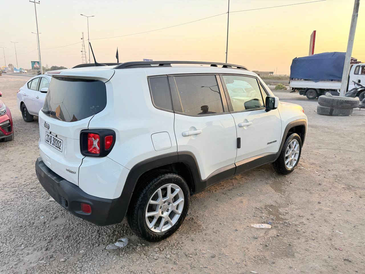 ياالله جيب رنكد موديل ٢١ رقم بغداد انكليزي محرك 2400 حادثها بنيد مبدل ماشيه 40 الف بصمه تشغيل عن بعد كشنات جلد دفع رباعي الستفسار ويتساب ***********
