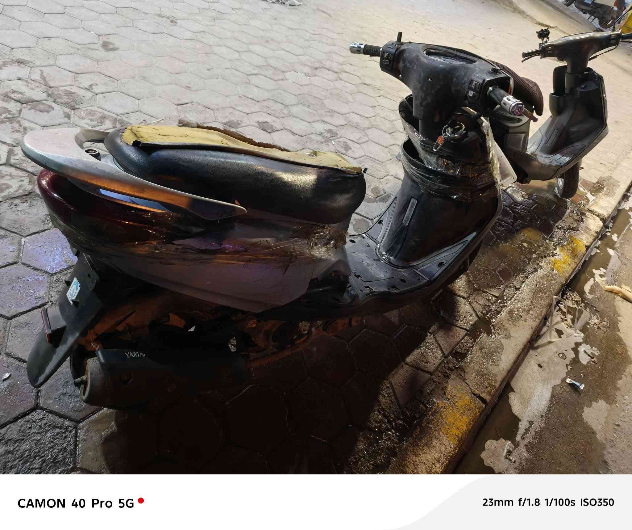 سلام عليكم بريز للبيع شغالة محرك ناعم بس عوزها كفرات وترتيب السعر خاص***********
