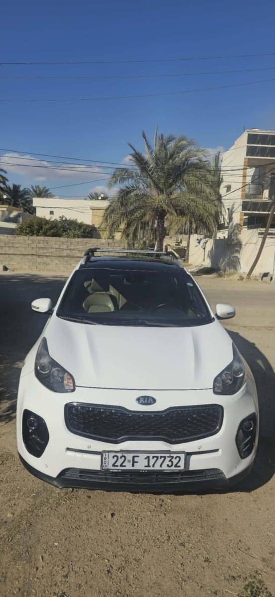 سلام عليكم
سبورتج موديل 2018 المواصفات
محرك 2000 دوش 
سقف بانوراما
بصمة تشغيل 
مكفولة من الضربة 
تعتبر نص فول
السياره كلش نظيفه بالعافيه على اللي ياخذها والسعر مناسب
للأستفسار اتصل على الرقم*********** 
#بغداد #العراق
