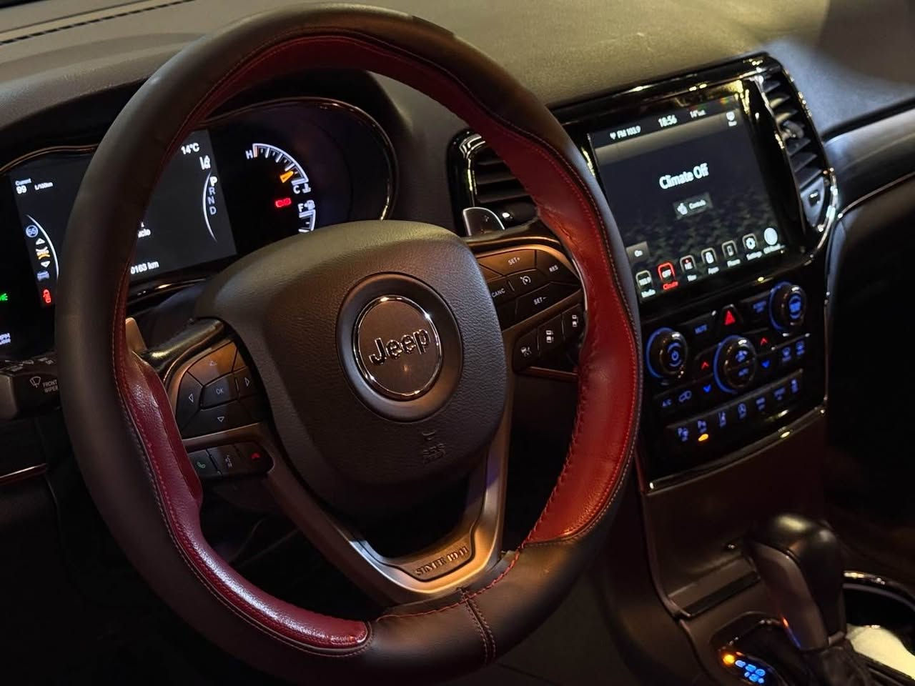 ⁨ ⁨ ⁨ ⁨ كوردى / عربي
درووستکراوی : Jeep 
مۆدێل:‏Grand Cherocke S
ساڵ :٢٠٢٢
بزوێنەر :V6
بگۆری بزوێنه‌ر : AUTOMATIC
سوتەمەنی : بنزين
دۆخ : وكاله هارلم كلين تايتل
 رۆشتوو : ١٠٨کم
ـــــــــــــــــــــــــــــــــــــــــــــ
النوع :Jeep  
الموديل :‏Grand Cherocke S
سنة الصنع : ٢٠٢٢
المحرك :  V6
ناقل الحركة : AUTOMATIC
نوع الوقود : بنزين
الحالة :وكالة هارلم كلين تايتل
عدد الأميال :١٠٨کم
‌‌‏ Zauto
‏‌‌‌‌‌‎📱 للاستفسار يسعدنا تواصلكم معنا على الأرقام التالية
‏‌‌‌‌‌‎📱بۆ زانیاریی زیاتر خۆشحال دەبین بە پەیوەندیتان بە ژمارەکانی
***********
***********⁩⁩⁩ أربيل, العراق
