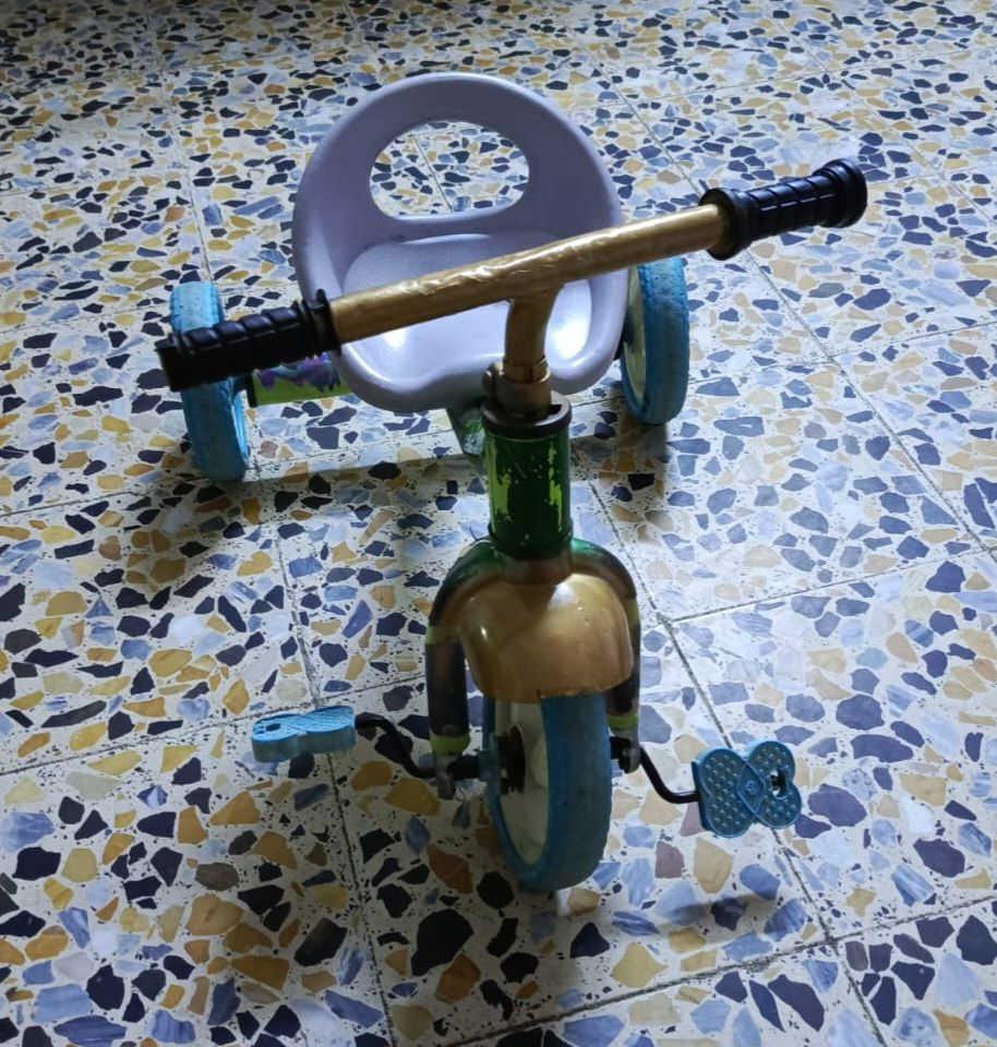 للبيع بايسكلات اطفال
المكان بغداد
التواصل على الخاص


**إذا كنت صاحب هذا الإعلان وتريد حذفه لأي سبب، رجاءا أرسل رسالة إلى الدعم الفني**