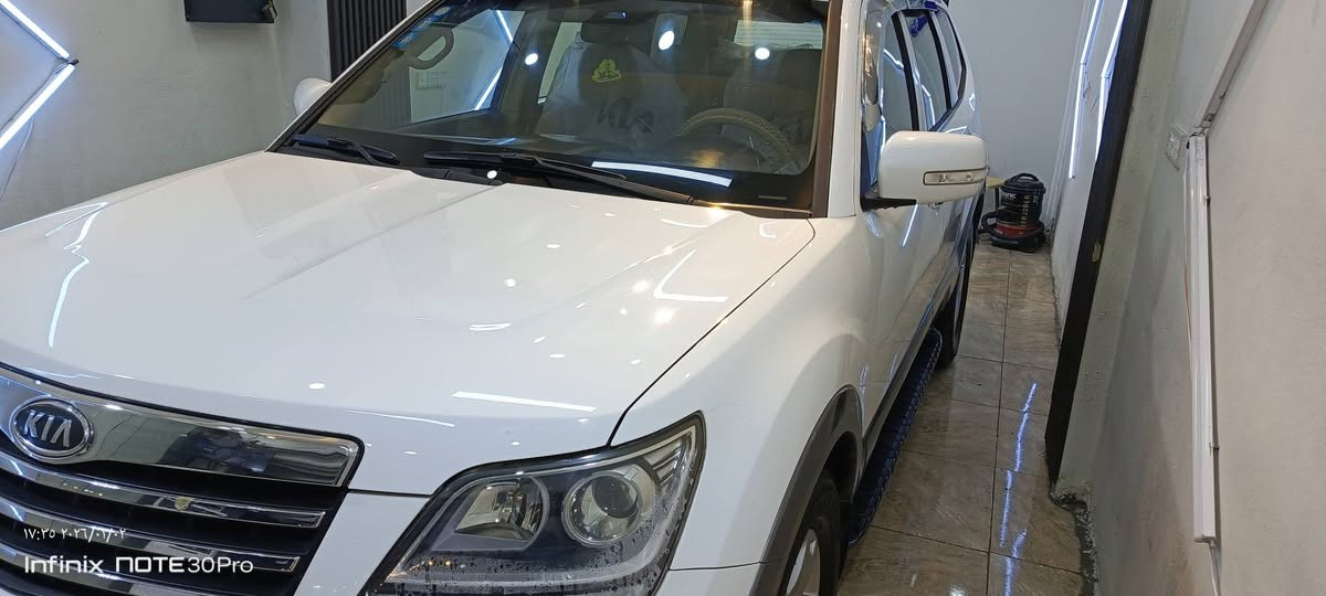 كيا مهاڤي خليجية موديل 2013 رقم بغداد الإنگليزي بإسمي وسنويتها لنهاية  27   والهزة جديدة  فول الفول  ،  بصمة  ، سلايد  ،  زراگ لايت  فور ويل  ،  كراسي كهرباء + تدفئة وتبريد  ،  ثلاث قطع تبريد  ،  صندوق شفط  ،  مري شفط  ، تخم تاير جديد  ،  صدر جديد  ،  مشط ستيرن جديد  تدفئة وتبريد بحالة ممتازة  ، مكينة جديدة وإدامة للگير  (دهن  ،  فلتر) بانزين فقط محسن   مكفولة بإستثناء بعض الملاحضات ،  ماشية  83  الف وقابلة  للزيادة  للبيع أو  المراوس ومكاني  بغداد   / للإستفسار أكثر الإتصال على الرقمم
***********   وبي واتساب  أعتذر على الإطالة وشكرا لإدارة الگروب
