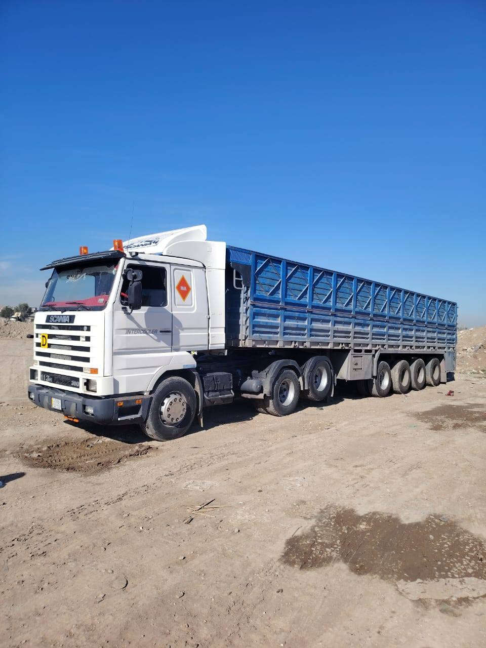 للبيع اسكانيه 113/360 مثبته عربانه نفسها الي عليها السياره جاهزه من الشغل محرك بدايه بخار بس بدون تنقيص كير ٥/٥ رقم السياره نينوى دولي /العربانه شاصي ١٦ محلي ٤ محاور دناكير اسكانيه السياره بسمي تحويل مباشر السعر 315$/وبيها مجال للاستفسار الاتصال على الرقم *********** /*********** مكان السياره موصل
