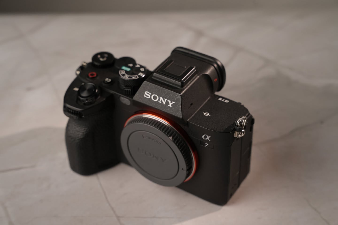 سوني a 7iv للبيع
كاميرا سوني الفا 7 مارك 4 
Sony a 7 iv 
للبيع...الشتر ١٤ الف صورة يعني جديدة 

النظافة 100% 

للتواصل خاص او على الرقم 

***********واتساب

