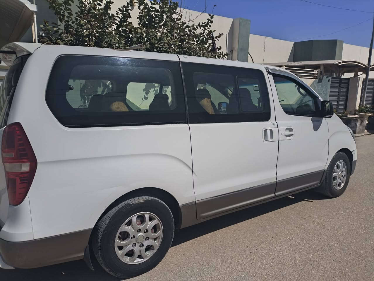 ستاركس 2012مفتوح للبيع
رقم ***********
