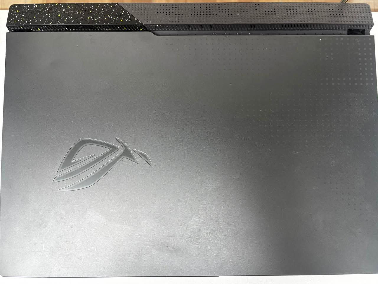 CPU: AMD Ryzen 5 7600
RAM: 16GB
Storage: 512GB SSD
GPU: NVIDIA RTX 3050
Display: 2K 165Hz أربيل, العراق


**إذا كنت صاحب هذا الإعلان وتريد حذفه لأي سبب، رجاءا أرسل رسالة إلى الدعم الفني**