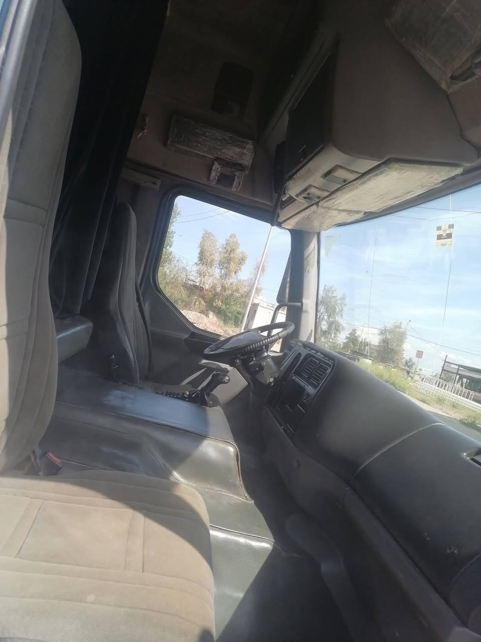 لۆری تاک 2003 10بورغی
سعری 150
سەنەوی نوێ گێڕومەکەی بەشەرت دعامی بۆدعامی بەشەرت تەبرید هاڤ بۆیلەر شوێن سلێمانی 
***********
***********
