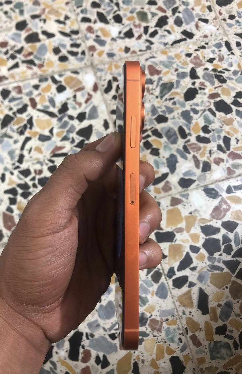 سلام عليكم ايفون اكس اس ماكس ذاكرة 256 كيكا محور 17 تحوير كامل مبدل بطارية نوعية زينة  100 + فيس ايدي واكف + كامرة الخلفية متشتغل باقي جهاز نضيف شاشة بلادية 
مكان بغداد  سعر 225 الف 
***********
